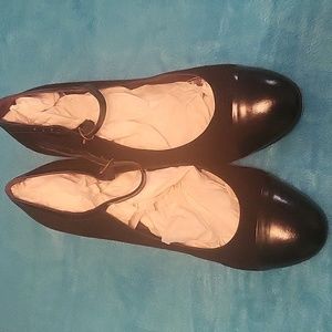 Marc By Marc Jacobs Mary Jane Cap Toe Flats US 9.5